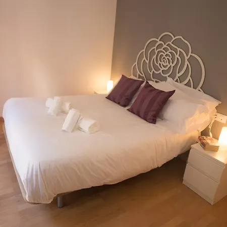 Appartamento Reservaloen Plaza De La Encarnacion Siviglia